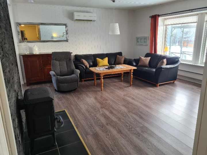 Ferienwohnung Fjellveien 4 Vadsø Exterior foto